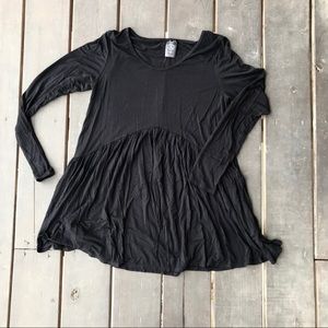Long sleeve ruffle top